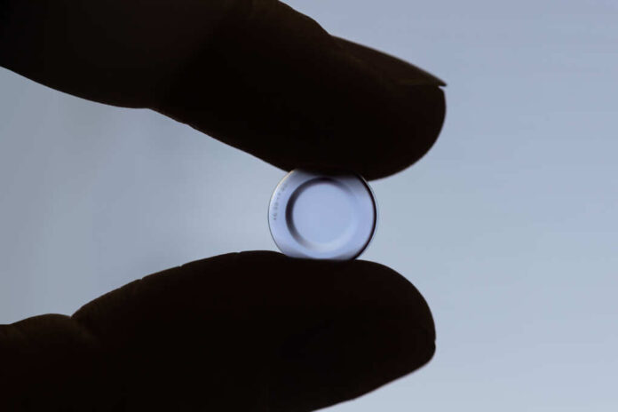 Contact,Lens