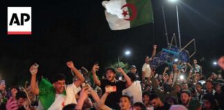 Celebrations in Kansas City and Algiers as Algeria advance at World Cup
